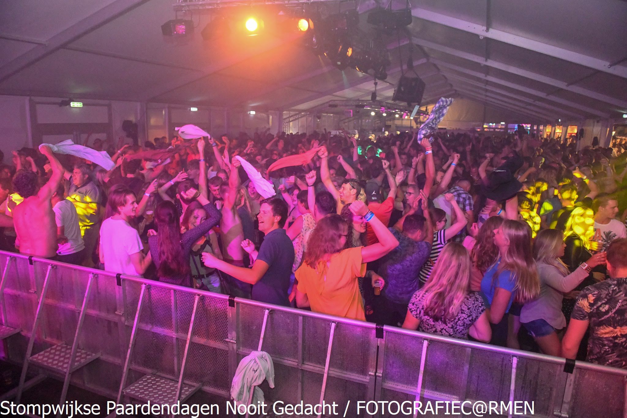Feesttent